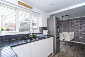 Photo 16- click for photo gallery